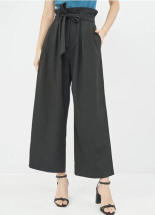 Неймовірно красиві стильні базові чорні брюки від new look