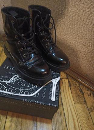 Ботинки лаковые, кожа