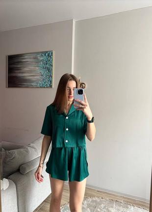 Зеленая зумруд сексуальная атласная пижама укороченная рубашка и шорты плиссе. xs-l. ❤️є кольори