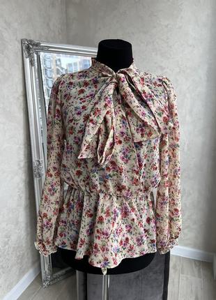 Стильна шифонова блуза в квітковий принт, від zara, нова колекція ❤️