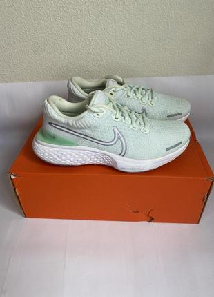 Новые оригинал кроссовки nike zoomx Blue