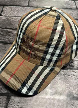 Кепка burberry коричневая в клетку мужская / женская