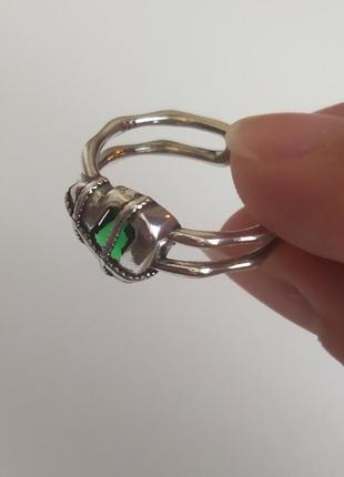 Каблочка с зеленым камнем, кольцо s925