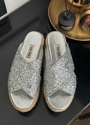 Шлепанцы босоножки оригинал miu miu 35,5