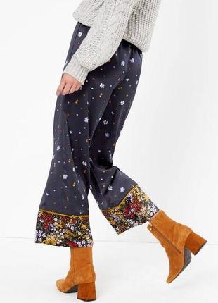 Сатиновые  свободные брюки пижамный стиль на резинке цветочный принт
