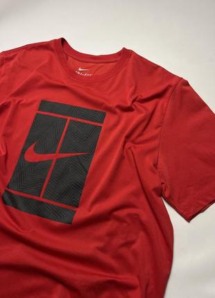 Футболка nike cort dri-fit