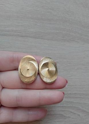 Запонки на сорочку металеві