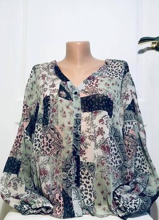 Нова гарненька блуза в стилі печворк від бренду primark