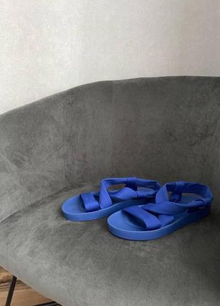 Сандалии clarks