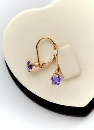 Серьги с фиолетовыми кристаллами xuping m&amp;l (медицинское золото)