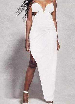 Біла сукня максі з розміром по ніжці