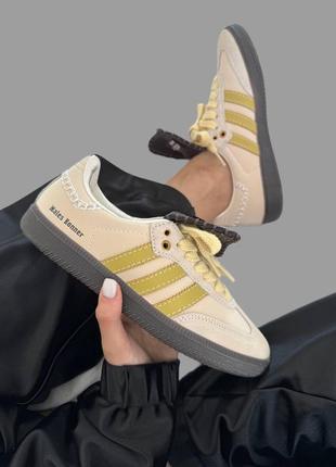 Шикарные женские кроссовки adidas samba x wales bonner yellow 2.0 premium жёлтые