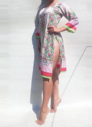 Этническое коттоновое яркое платье туника с вышивкой и рисунком