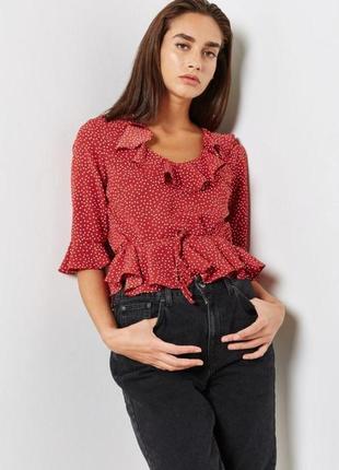 Красивая приталенная блузка бордо в горошек topshop, размер 46 - 48