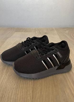 Кроссовки adidas размер 20