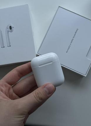 Airpods кейс