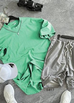 Комплект оверсайз футболка и шорты