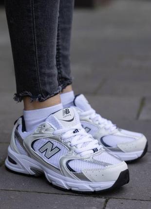 Жіночі кросівки в стилі new balance 530 білі з сірим з білою сіточкою