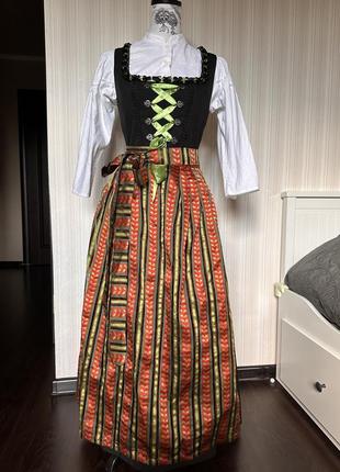 Винтажное платье баварская дырдль