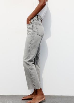 Укороченные серые прямые джинсы straight