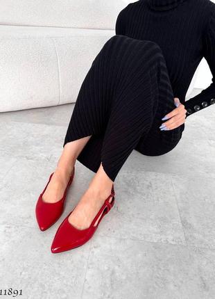 Шкіряні лакові червоні туфлі слінбеки босоніжки з натуральної шкіри