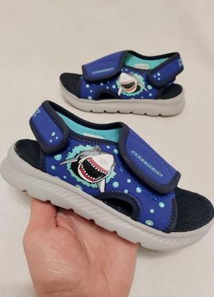 Босоніжки сандалії skechers 27