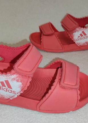 Босоніжки сандалії adidas 23