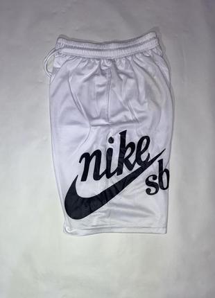 Шорти nike big swosh