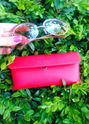 Очки от известного бренда guess ,бу , в хорошем состоянии