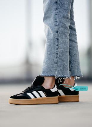 Кроссовки в стиле adidas samba xlg