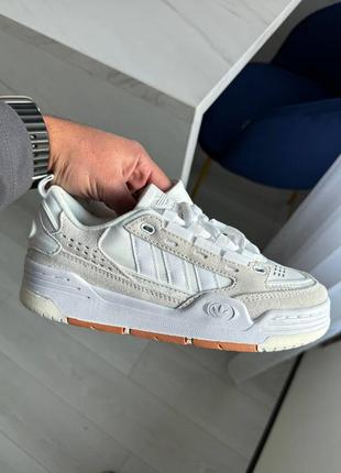 Неймовірні жіночі кросівки adidas adi2000 beige white бежеві