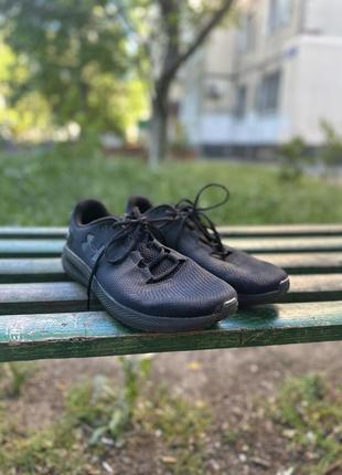 Кроссовки under armour ua charged pursuit 2