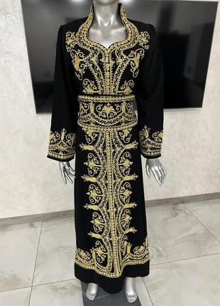 Мусульманское платье, абайя, национальное платье
