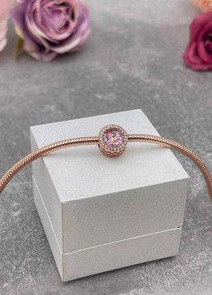 Серебряный шарм