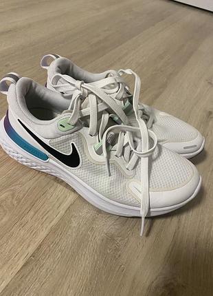 Кросівки nike