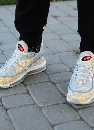 Nike air max 98 x supreme