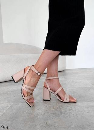 Босоножки на каблуке, босоножки, боссоножки, боссоножки на каблуке