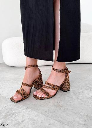 Босоножки на каблуке, босоножки, боссоножки, боссоножки на каблуке