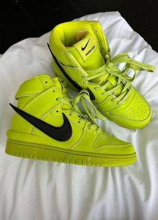 Жіночі кросівки найк сб данк зелені / nike sb dunk high x ambush acid green