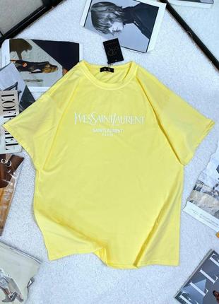 Жовта жіноча футболка оверсайз вільного крою з написом жіноча повсякденна універсальна футболка