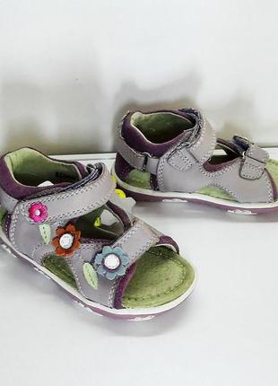 Босоніжки сандалі для дівчинки b&amp;g little deer 21