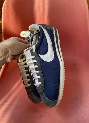 Вінтажні кросівки nike cortez