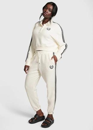 Спортивний костюм від victoria's secret