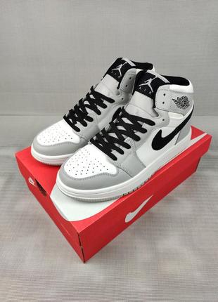 Кроссовки nike air jordan 1 light smoke gray мужские 41-45