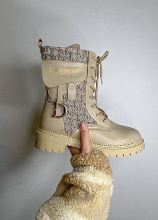 Dior boots cream print 36