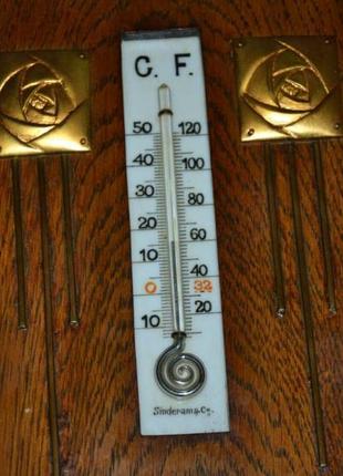 Настенный барометр-термометр.2 фото