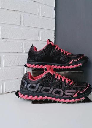 Женские кроссовки adidas