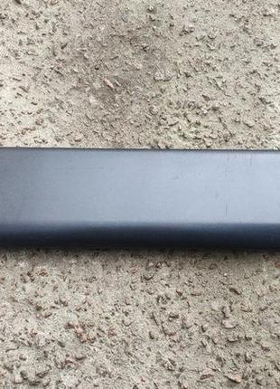 Молдинг боковой левой двери рено кенго 1, renault kangoo 1 2003-2007 8200077547