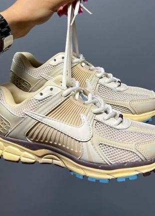 Кросівки бежеві nike zoom vomero 5 oatmeal