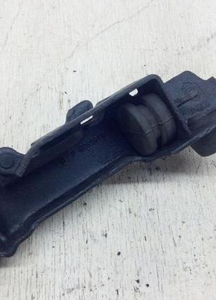 Ограничитель правой сдвижной двери рено кенго 1, renault kangoo 1 1998-2008 7700303508
